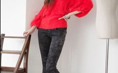 顶流RAPPER女公开裸露下身